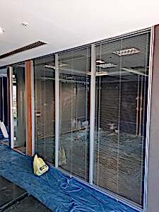 Jaluzili Cam Ofis B�lmeleri